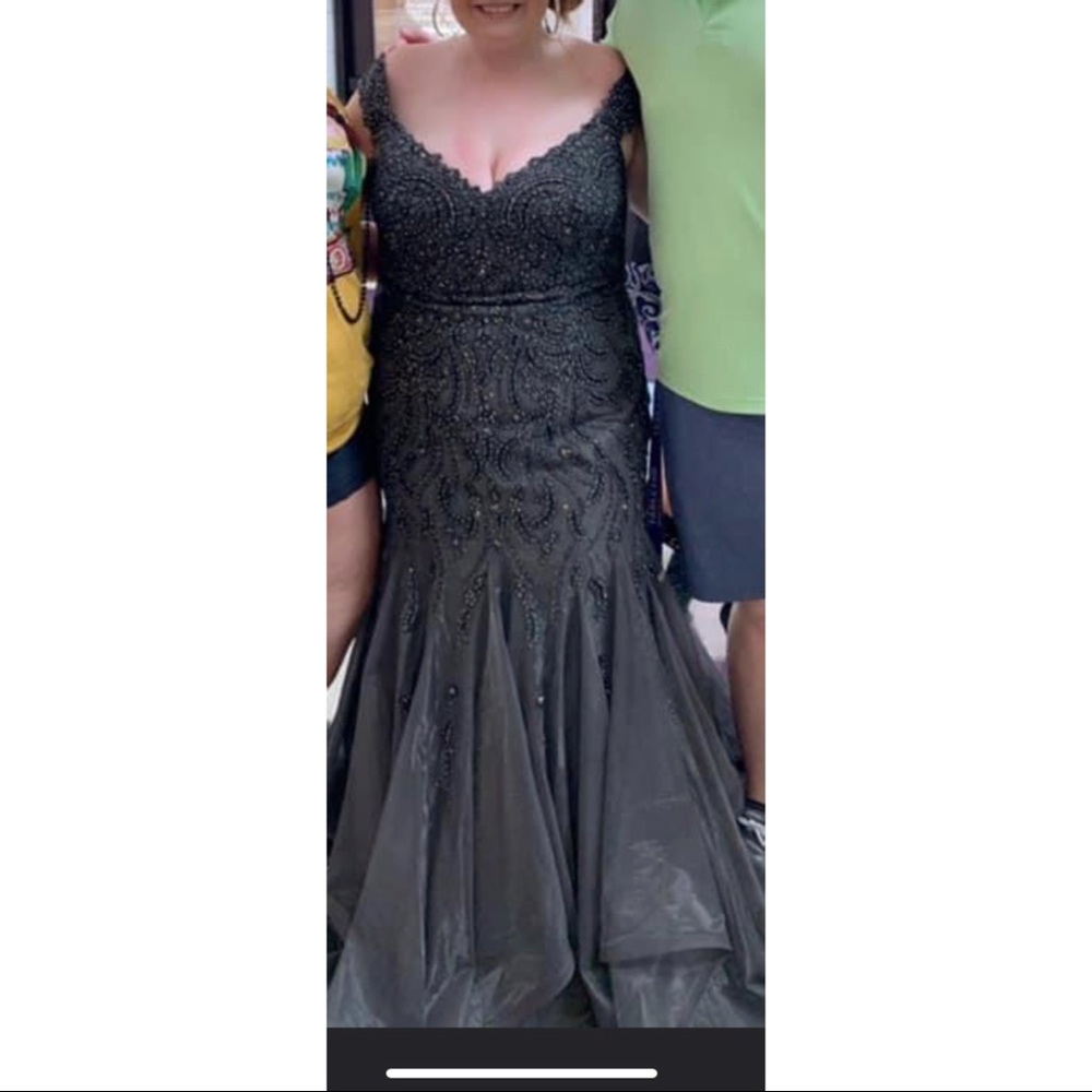 Sherri Hill Size 26 Prom Dress